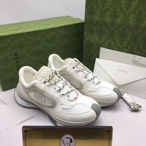 구찌 런 스니커즈 (남녀공용)