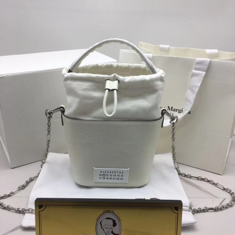 메종 마르지엘라 5AC 카메라백