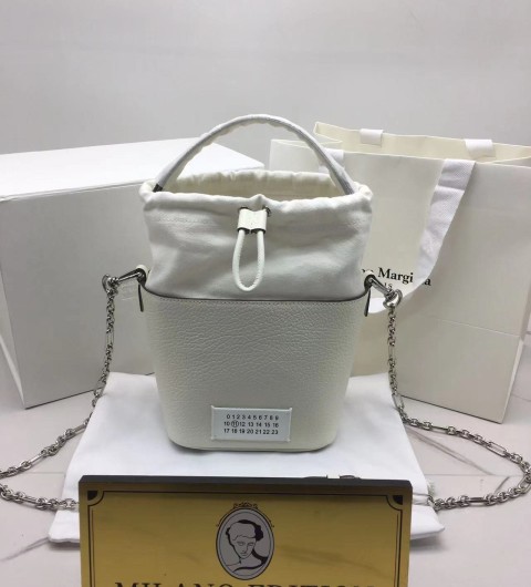 메종 마르지엘라 5AC 카메라백