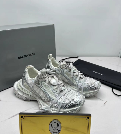발렌시아가 3xl 스니커즈 (남녀공용)
