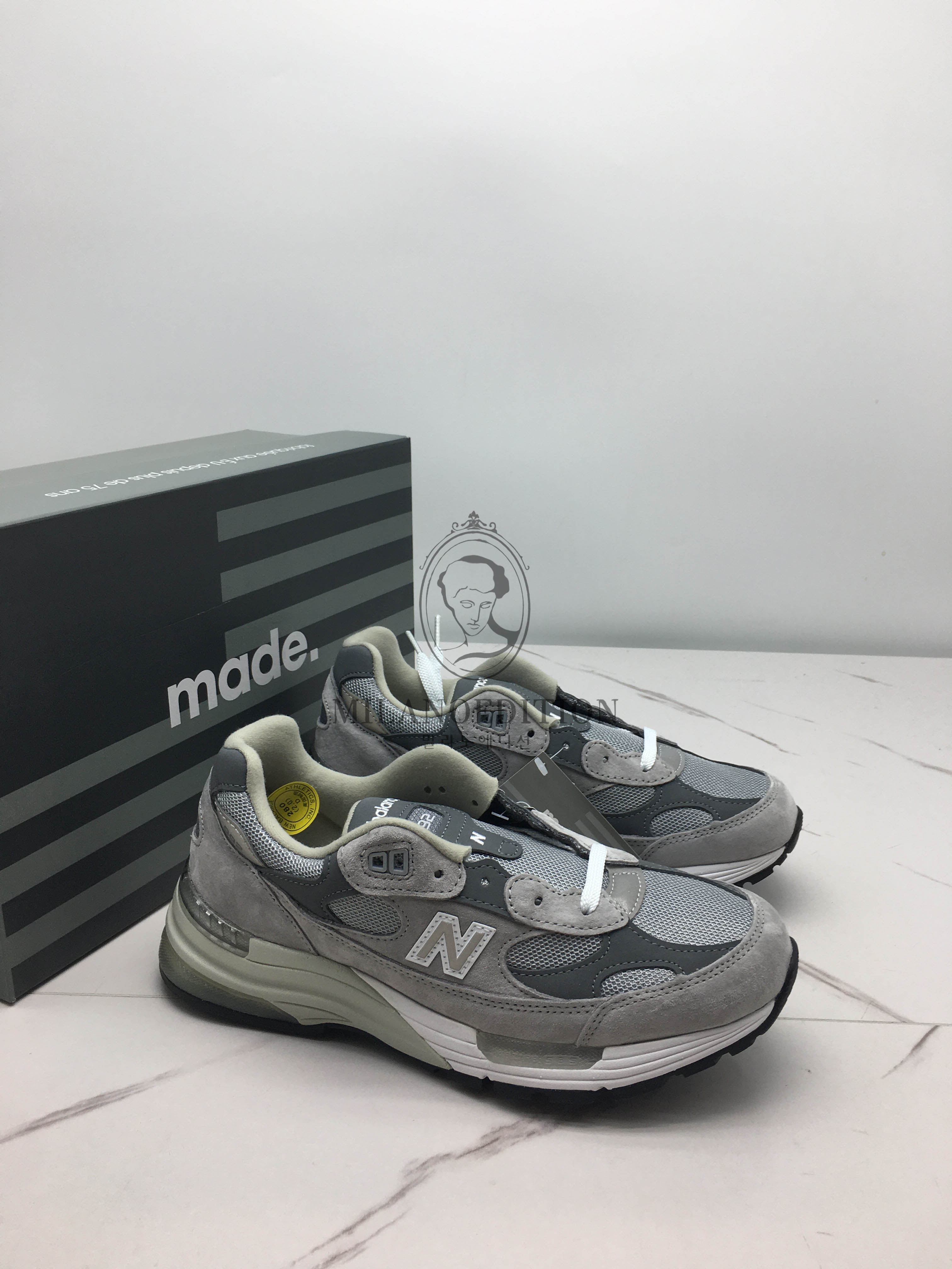 뉴발란스 nb 992 스니커즈 (남녀공용)