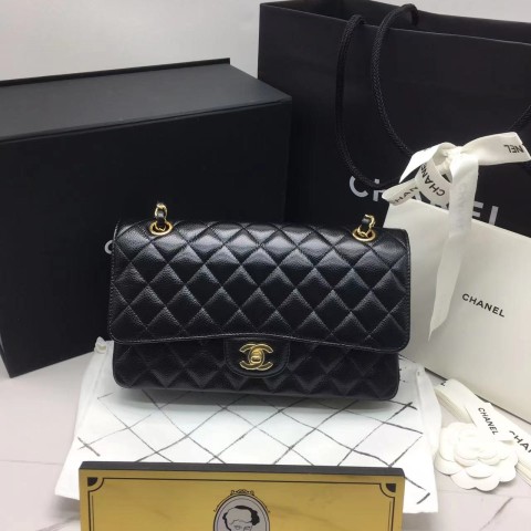 샤넬 클래식 캐비어 플랩백 미디움 25.5cm 금장