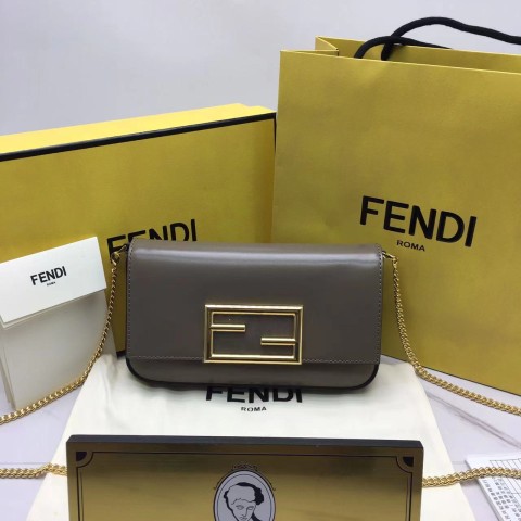 펜디 플랫 바게트백 (3color)