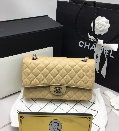 샤넬 클래식백 캐비어스킨 은장 미디움 25.5cm