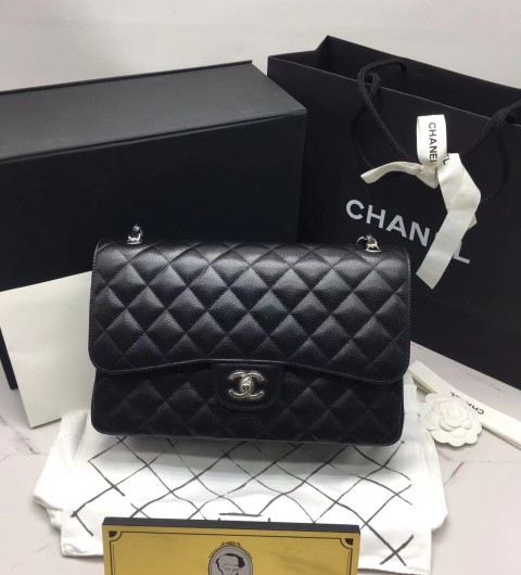샤넬 클래식 캐비어 플랩백 라지 30cm 은장