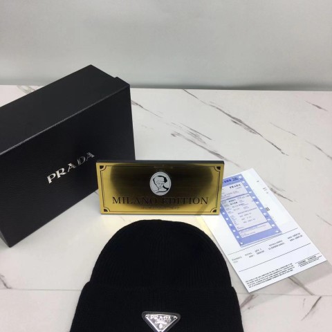 프라다 비니