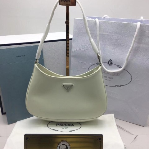 프라다 클레오백 27cm