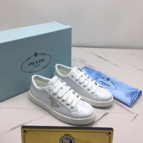 프라다 스니커즈 (남녀공용)