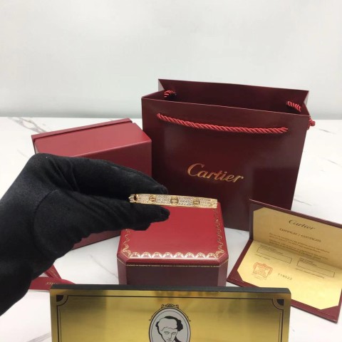 까르띠에 러브 팔찌 풀다이아 6mm (컬러 로즈골드)