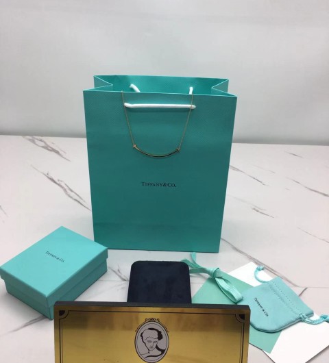 티파니 스마일 목걸이 (컬러 로즈골드) (6CM)