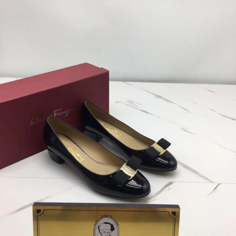 페레가모 바라보우 플랫슈즈 (굽1cm/굽3cm)