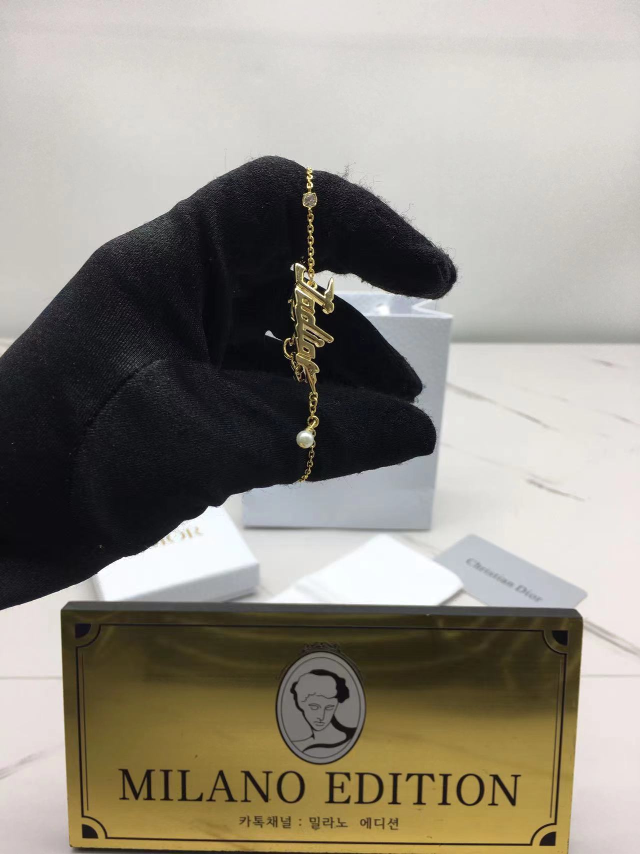 디올 dior ja 레터링 브레이슬릿