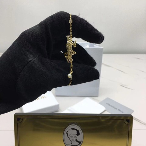 디올 dior ja 레터링 브레이슬릿