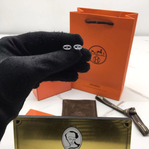 에르메스 hermes 샹달 귀걸이 (V-gold소재) (컬러 화이트골드)