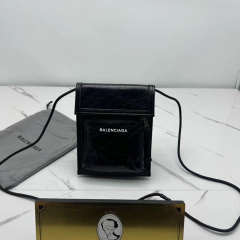 발렌시아가 미니 크로스백