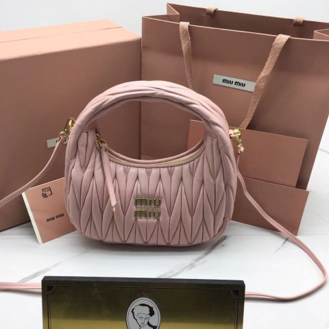 미우미우 miu miu 완더 마테라쎄 호보백 스몰