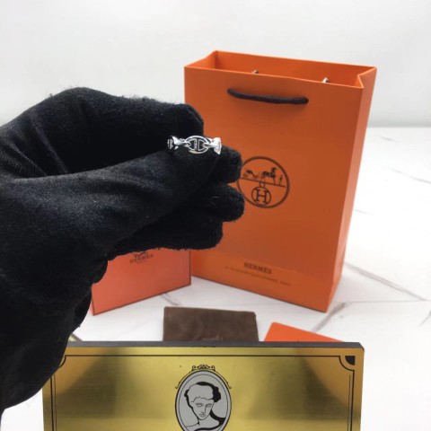 에르메스 hermes 샹달 링 (V-gold소재) (컬러 화이트골드)