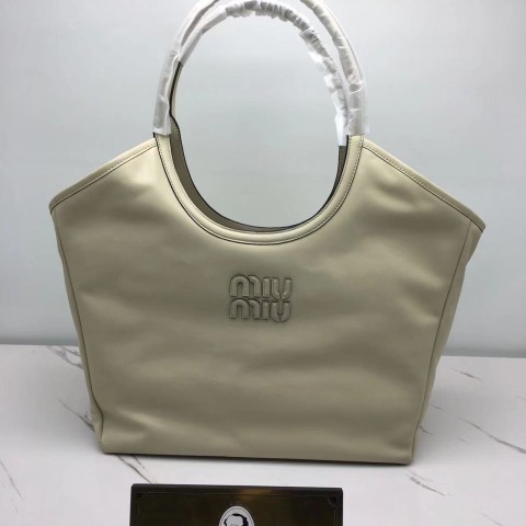 미우미우 23fw miu miu 아이비 가죽백