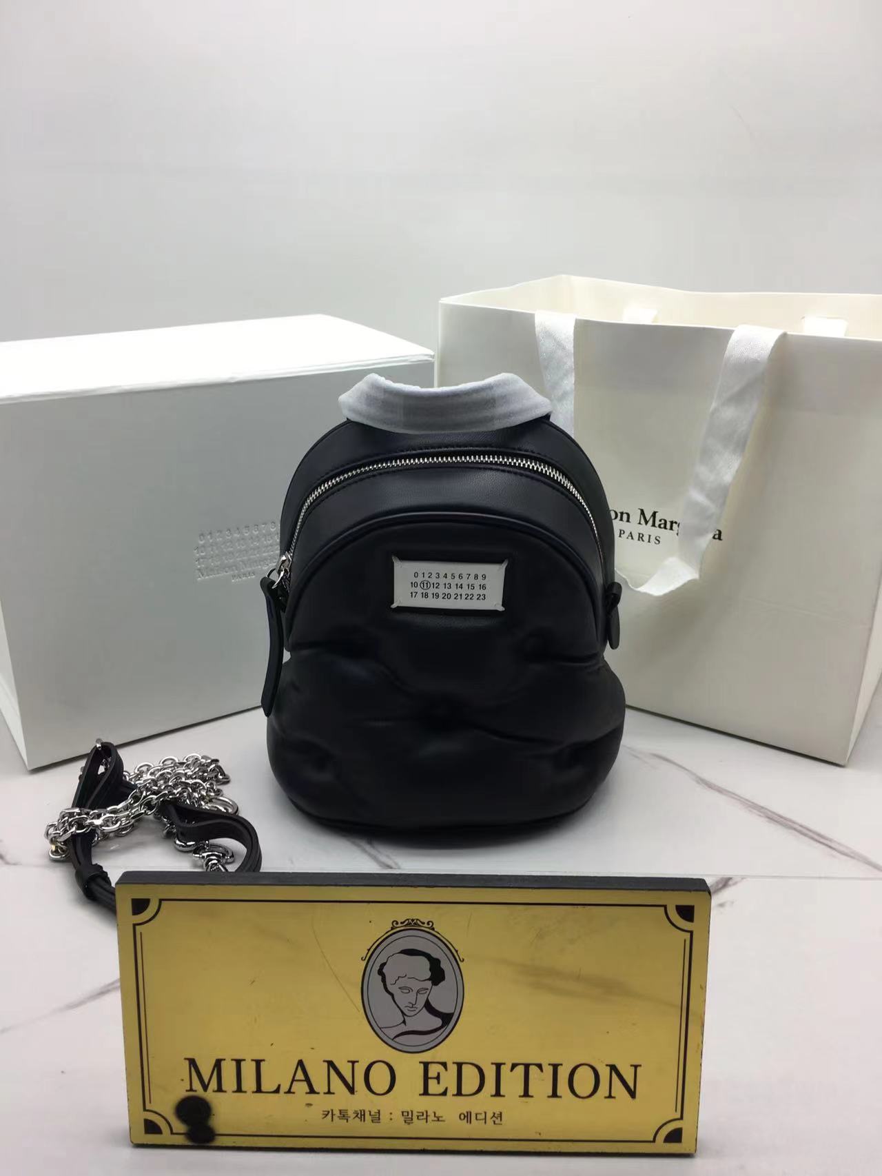 메종 마르지엘라 백팩 은장