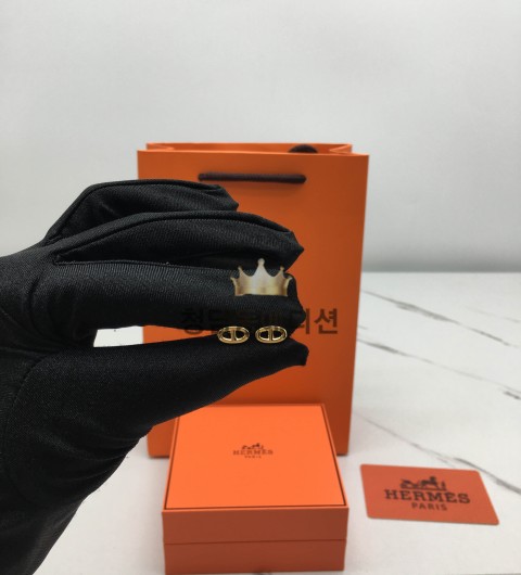 에르메스 hermes 샹달 귀걸이 (V-gold소재) (컬러 골드)