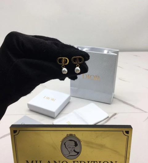 디올 CD 귀걸이 petit