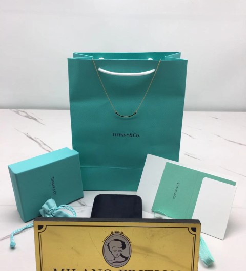 티파니 스마일 목걸이 (컬러 로즈골드) (3.6CM)
