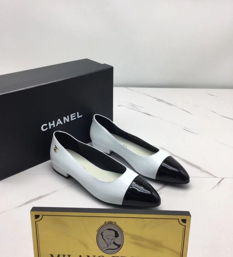 샤넬 23ss chanel 발레리나 플랫 페이던트 (굽 2cm) (upgrade ver.)