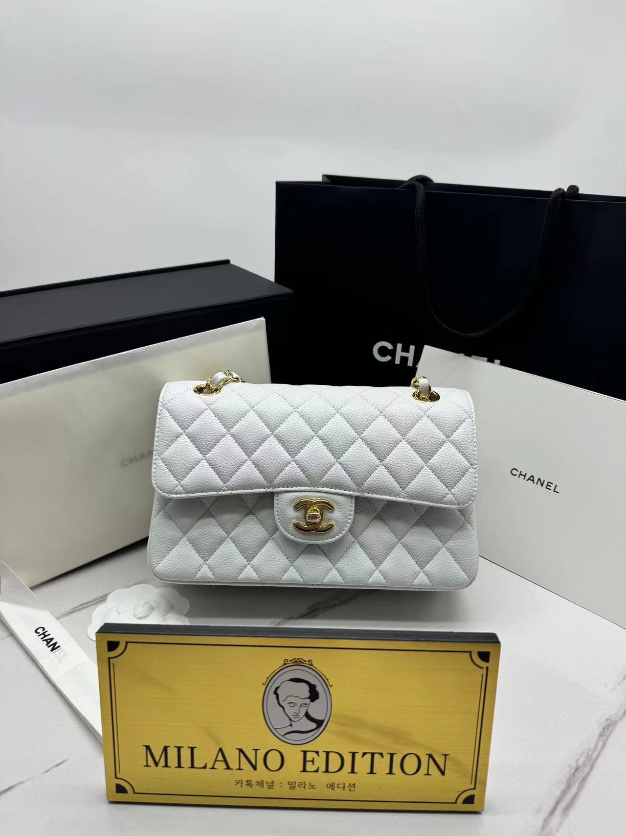 샤넬 클래식백 캐비어스킨 스몰 23cm