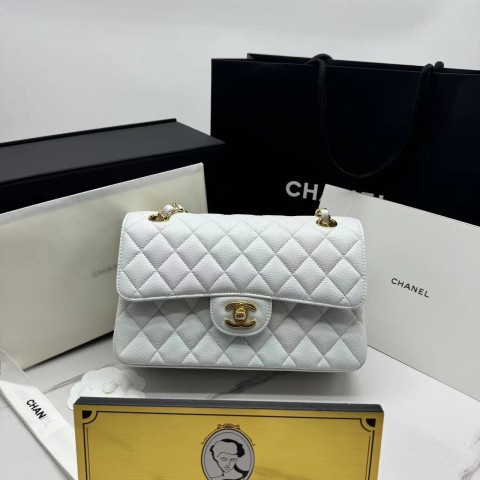 샤넬 클래식백 캐비어스킨 스몰 23cm