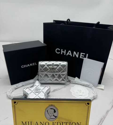 샤넬 크리스탈 스타 CC 체인 플랩 카드 홀더 실버 은장