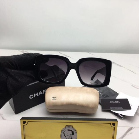 샤넬 CC로고 렉탱글 선글라스