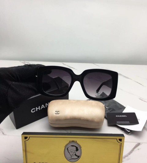 샤넬 CC로고 렉탱글 선글라스