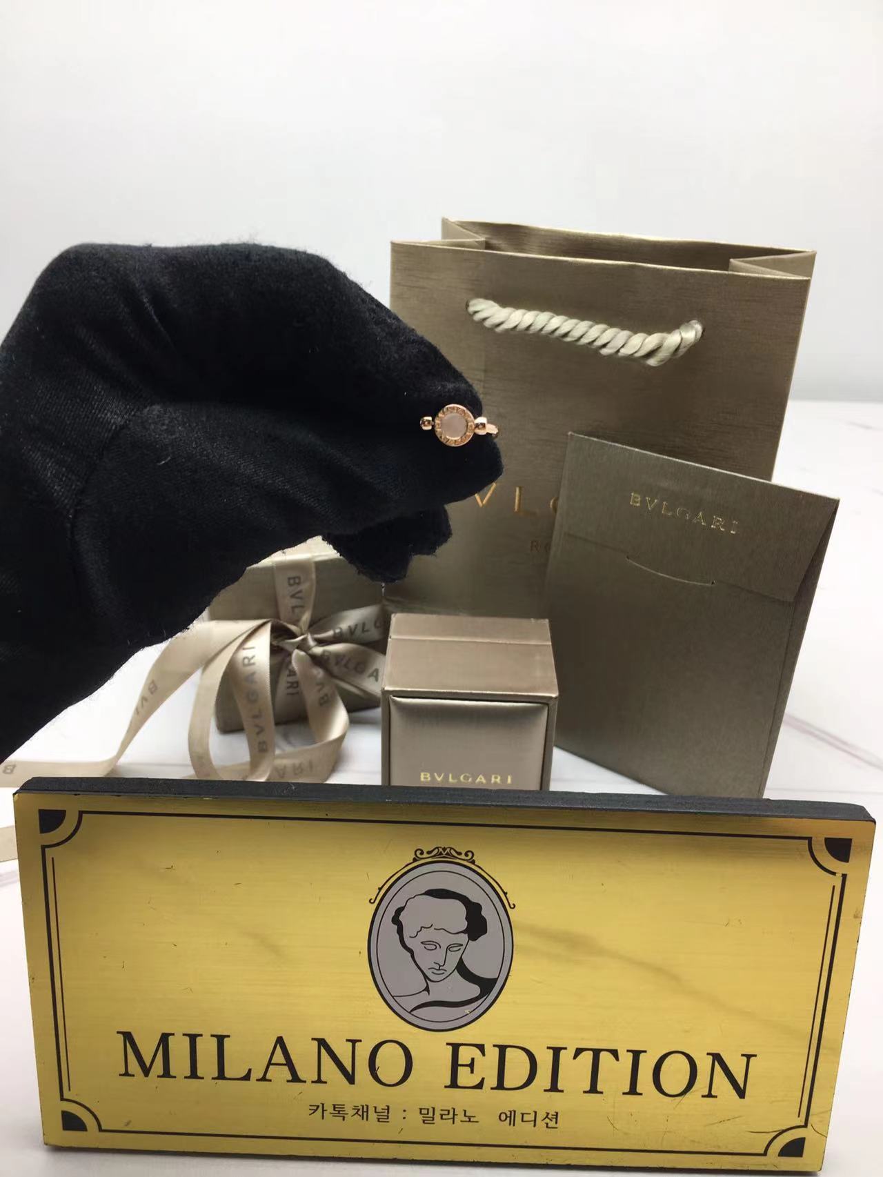 불가리 플립링 (컬러 화이트) (v-gold 소재)