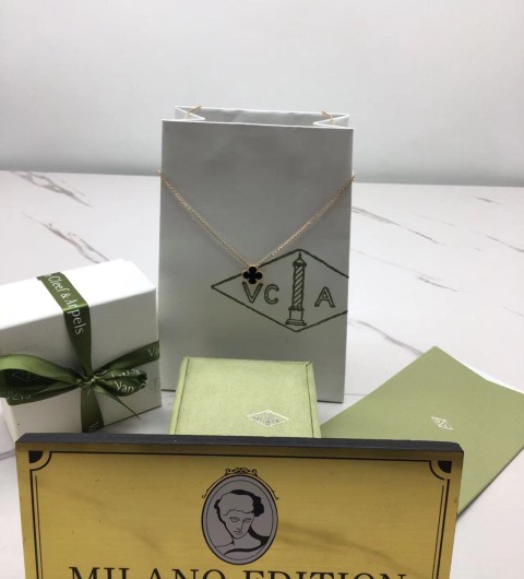반클리프 앤 아펠 알함브라 목걸이 (V-gold소재) (컬러 블랙) (줄컬러 로즈골드)