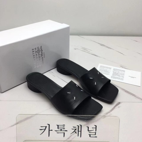 메종마르지엘라 슬라이드 슬리퍼 (컬러 블랙)