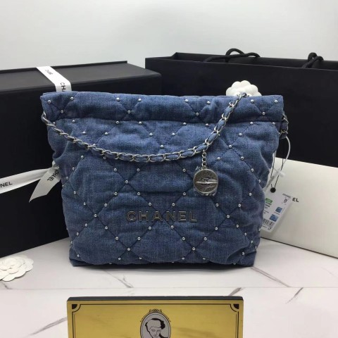 샤넬 24s 22백 스몰 스터드 데님