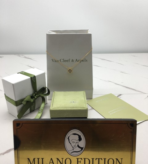 반클리프 매직 알함브라 목걸이 (V-gold소재) (빈티지) (컬러 오벌펄) (줄컬러 옐로우골드)
