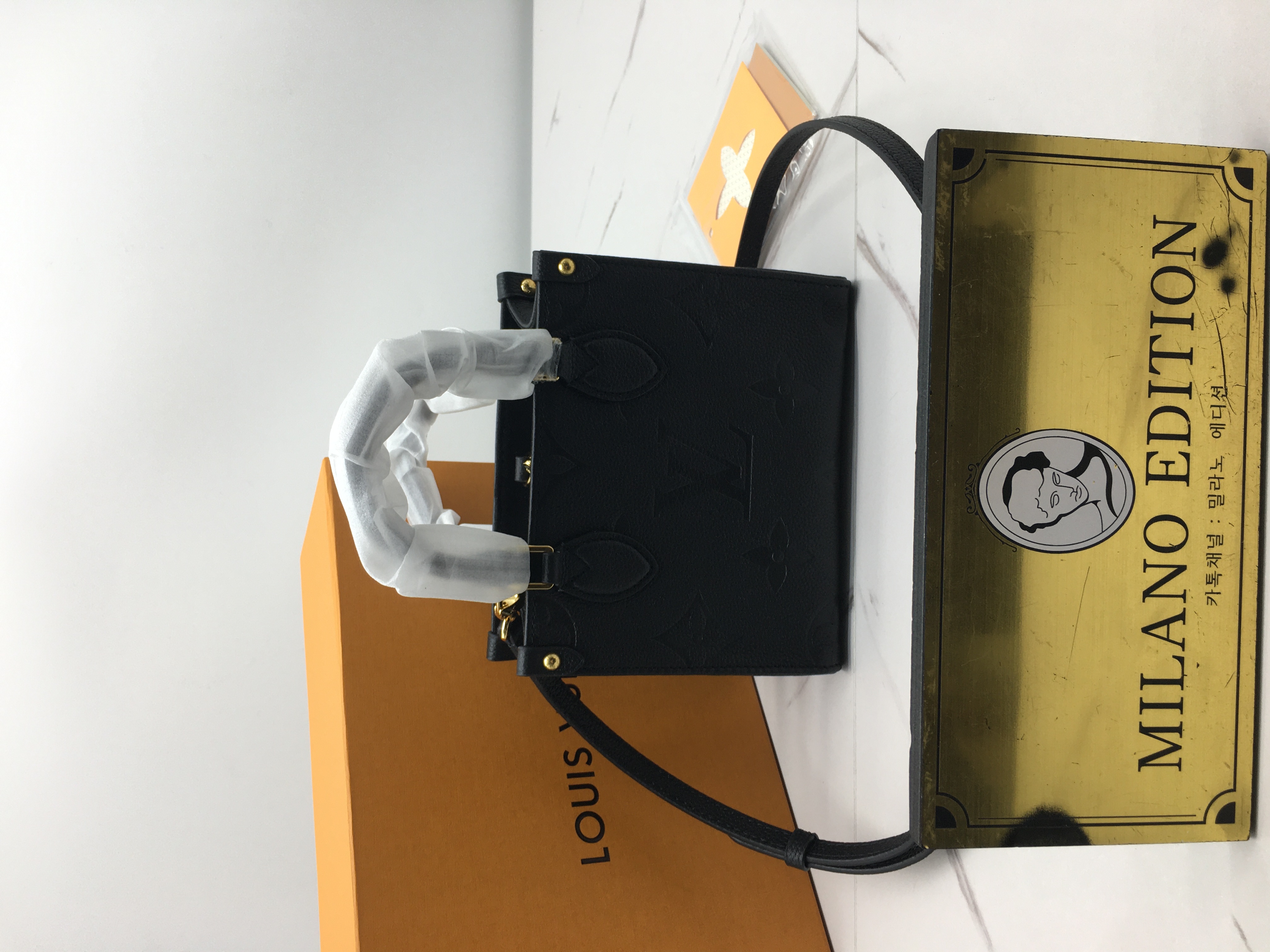 루이비통 온더고 bb m47054 (upgrade ver.)