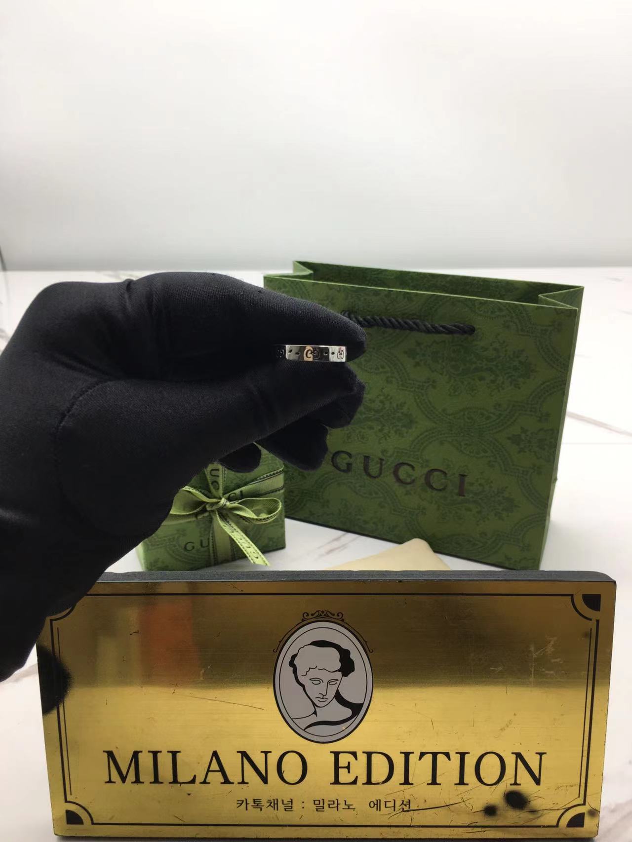 구찌 고스트링 G 반지 4mm