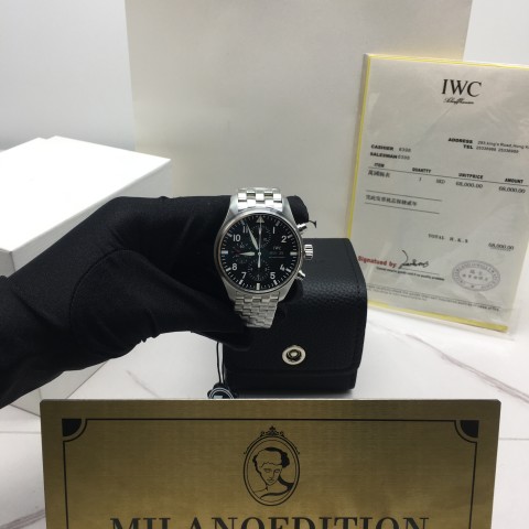 IWC 파일럿 크로노 블랙