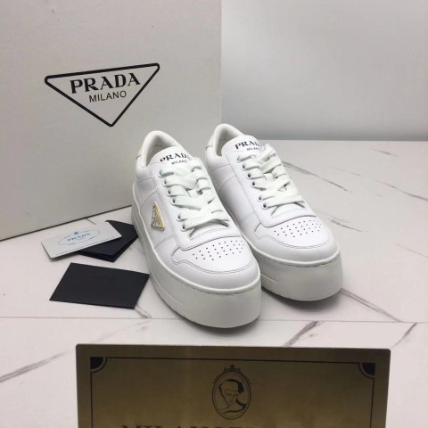 프라다 스니커즈