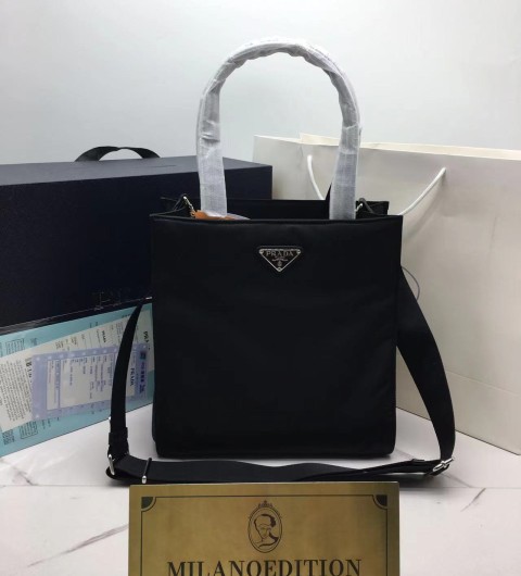 22FW 프라다 로고 리나일론 패딩 토트백 1BG426 RUKW F0002 VNOO